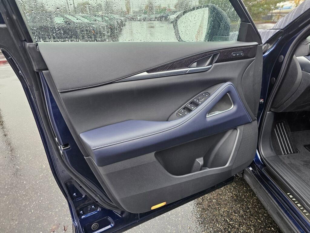 New 2026 INFINITI QX60 Sport image 24