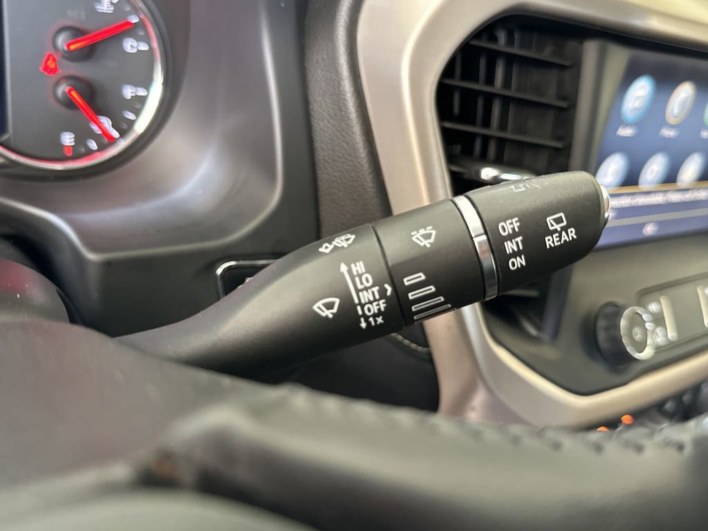 Used 2021 GMC Acadia Denali w/ Denali Ultimate Package image 22