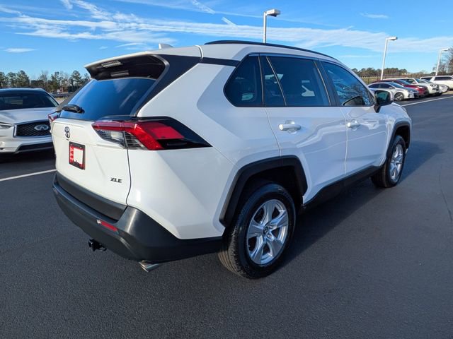 Used 2019 Toyota RAV4 XLE image 4