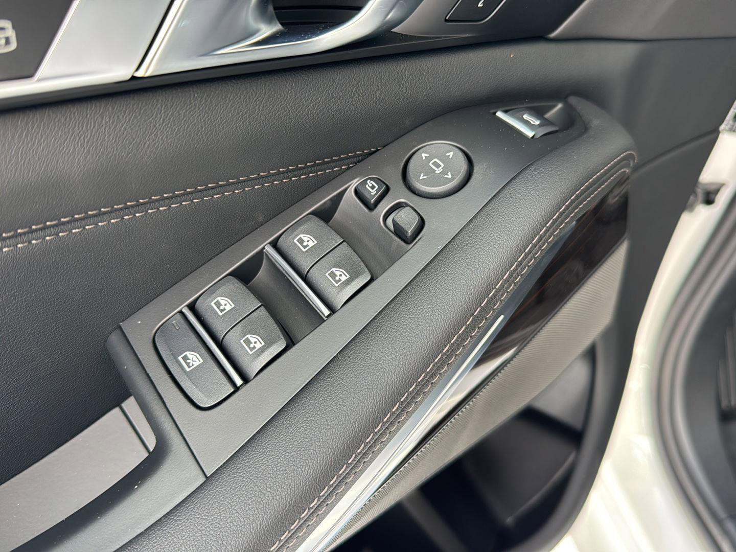 New 2026 BMW X5 sDrive40i image 30