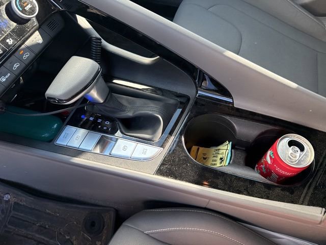 Used 2023 Hyundai Elantra Blue FWD image 24