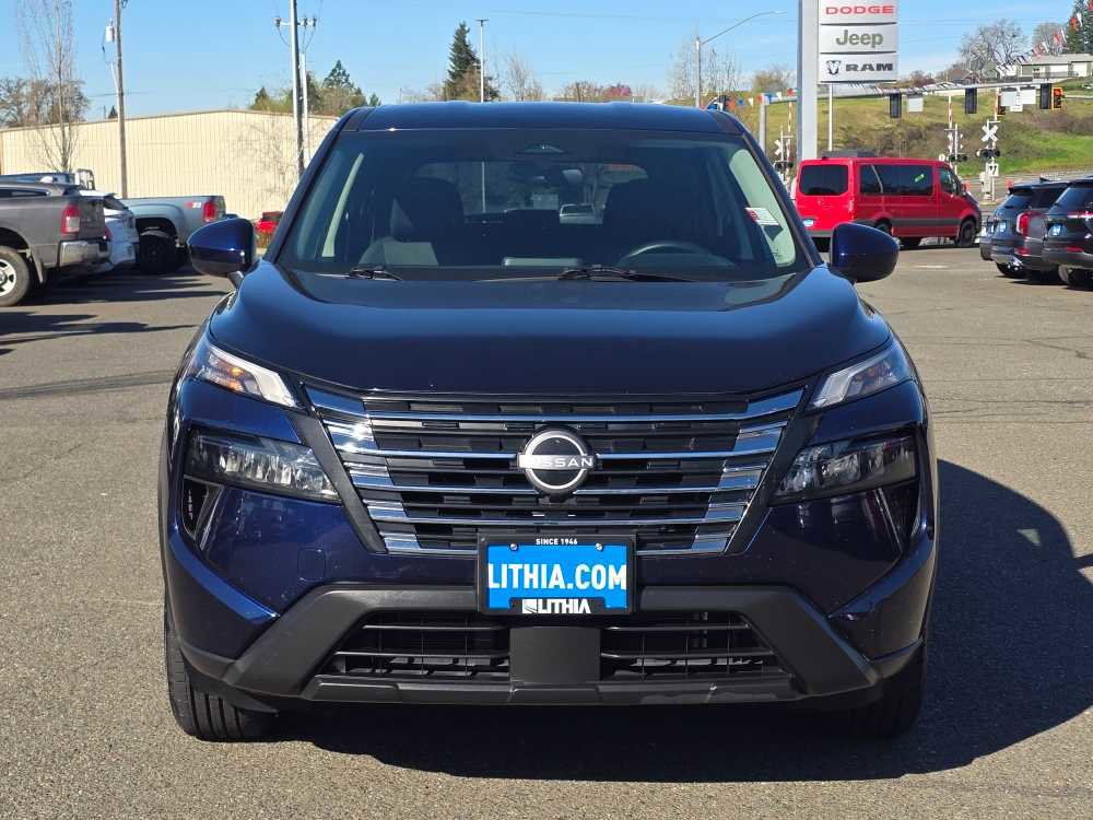 Used 2025 Nissan Rogue SV image 8
