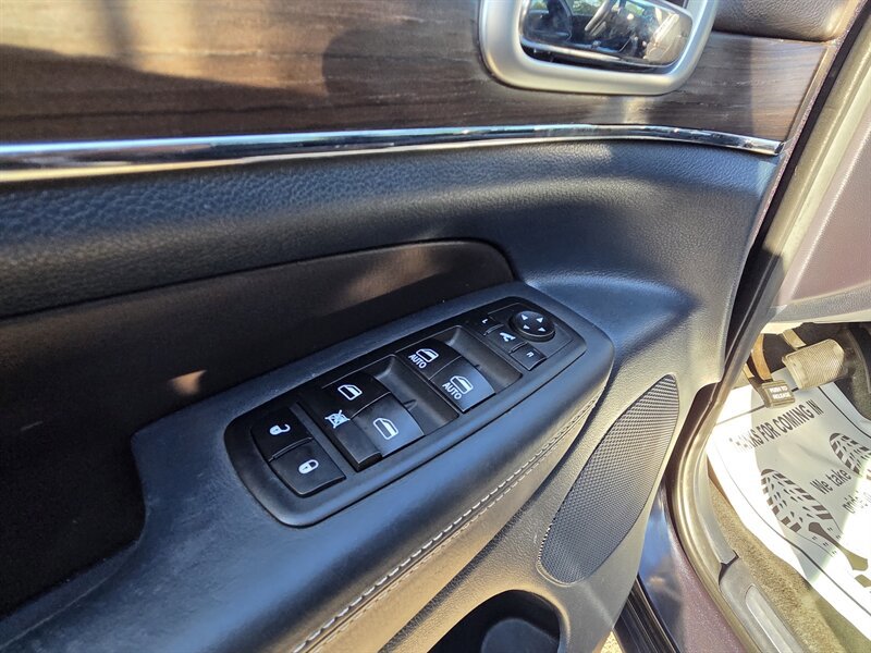 Used 2015 Jeep Grand Cherokee Overland image 11
