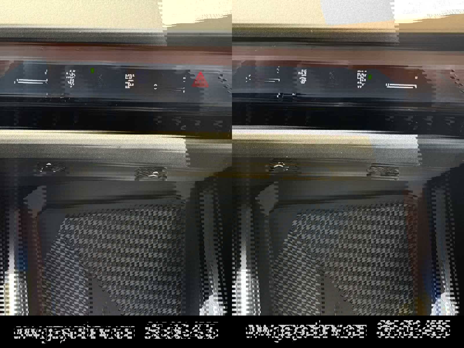 Used 2025 BMW X3 xDrive30i w/ Premium Package image 19