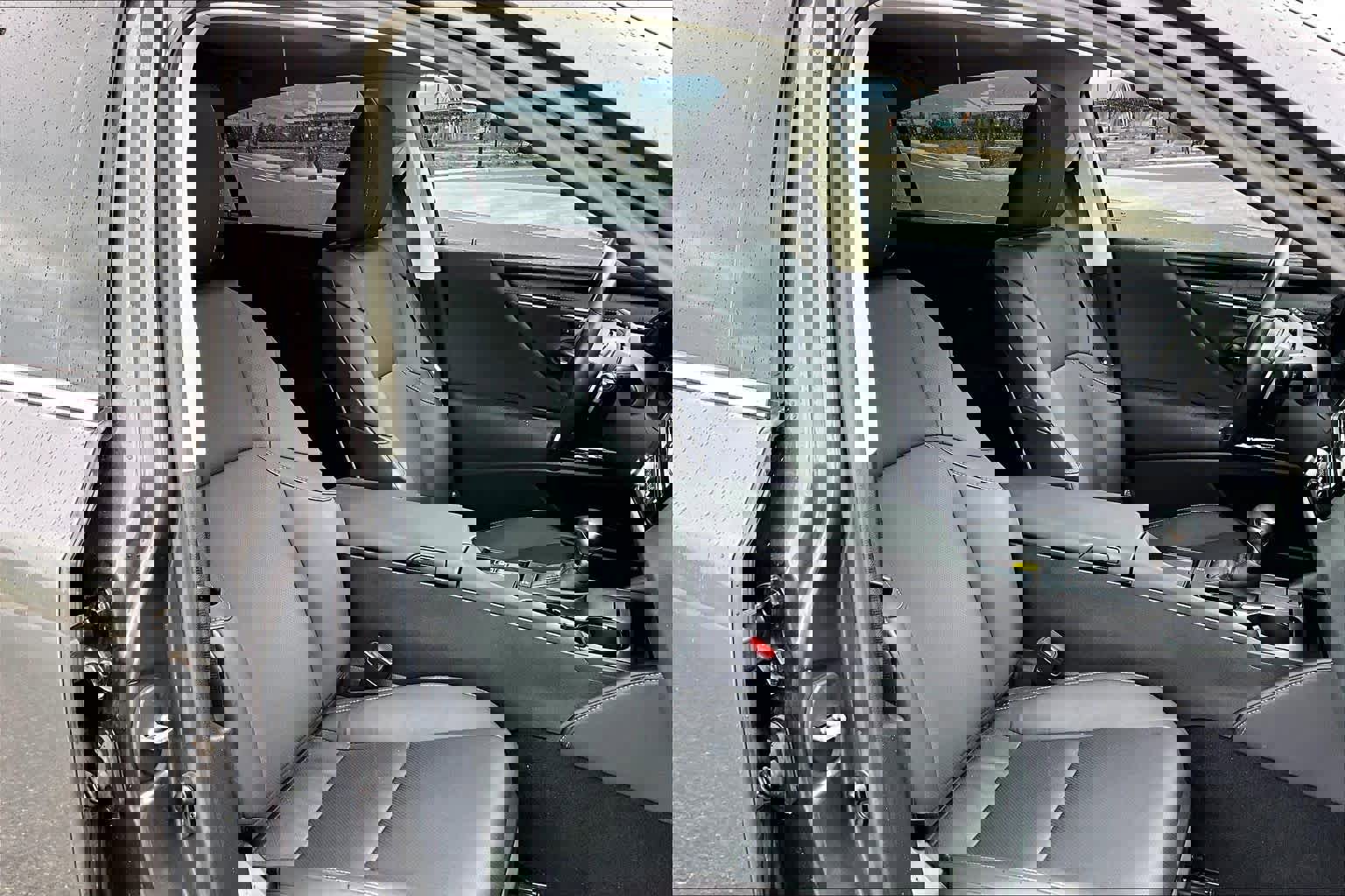 Used 2024 Lexus ES 300h w/ Premium Package image 8