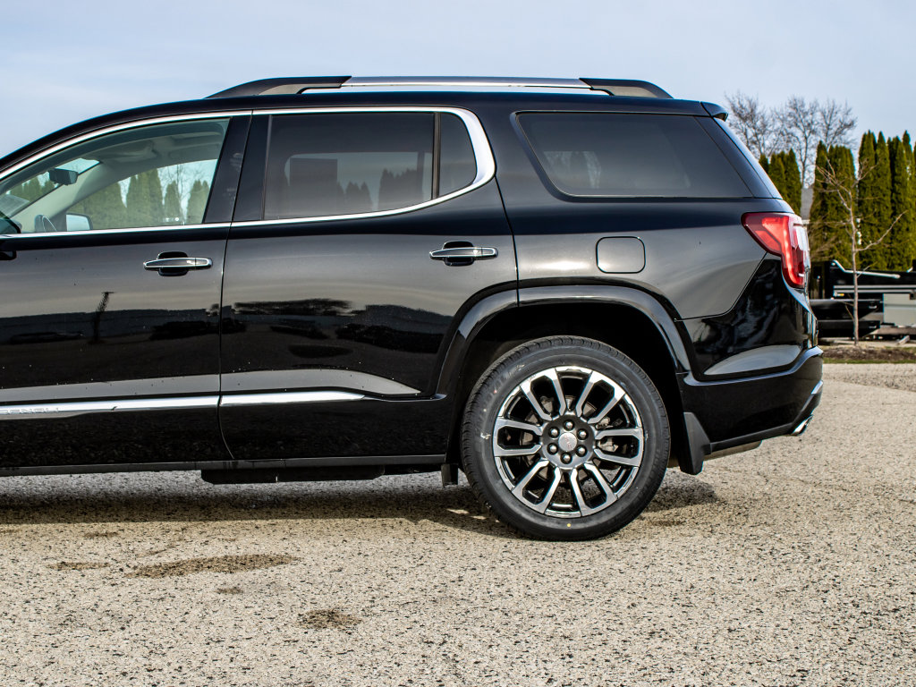 Used 2020 GMC Acadia Denali w/ Denali Ultimate Package AWD/4WD image 43