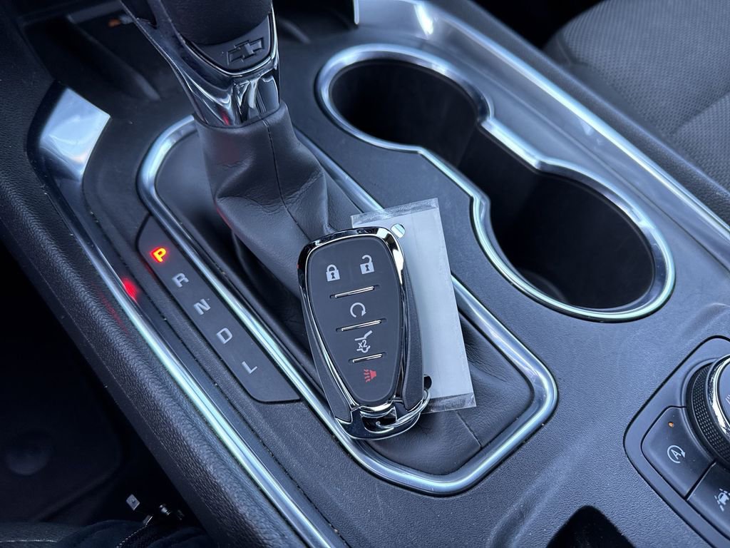 Certified 2022 Chevrolet Traverse LT image 33