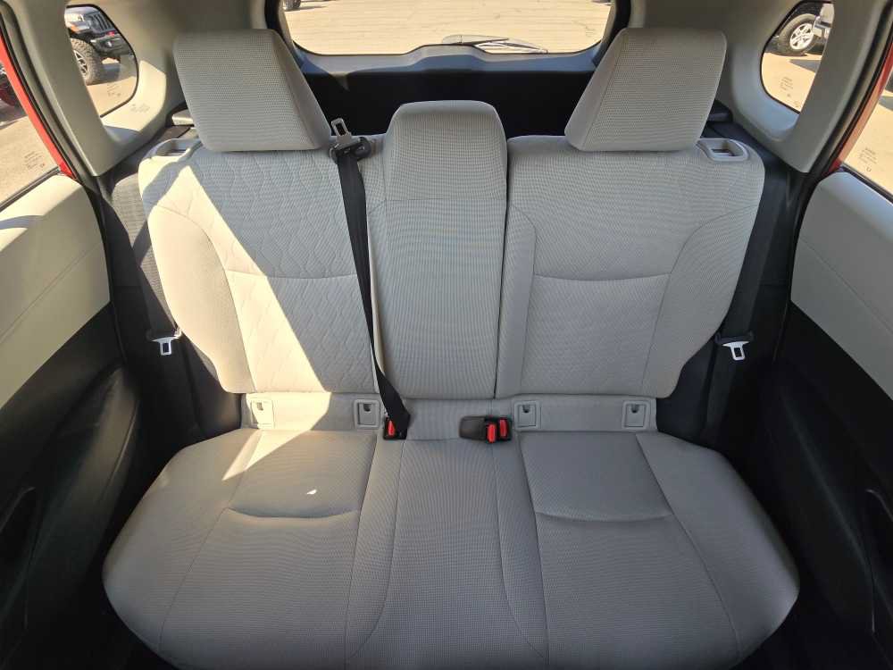 Used 2024 Toyota Corolla Cross LE w/ Moonroof Package AWD/4WD image 17