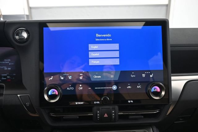 Used 2026 Lexus GX 550 w/ Accessory Package (CT) AWD/4WD image 18