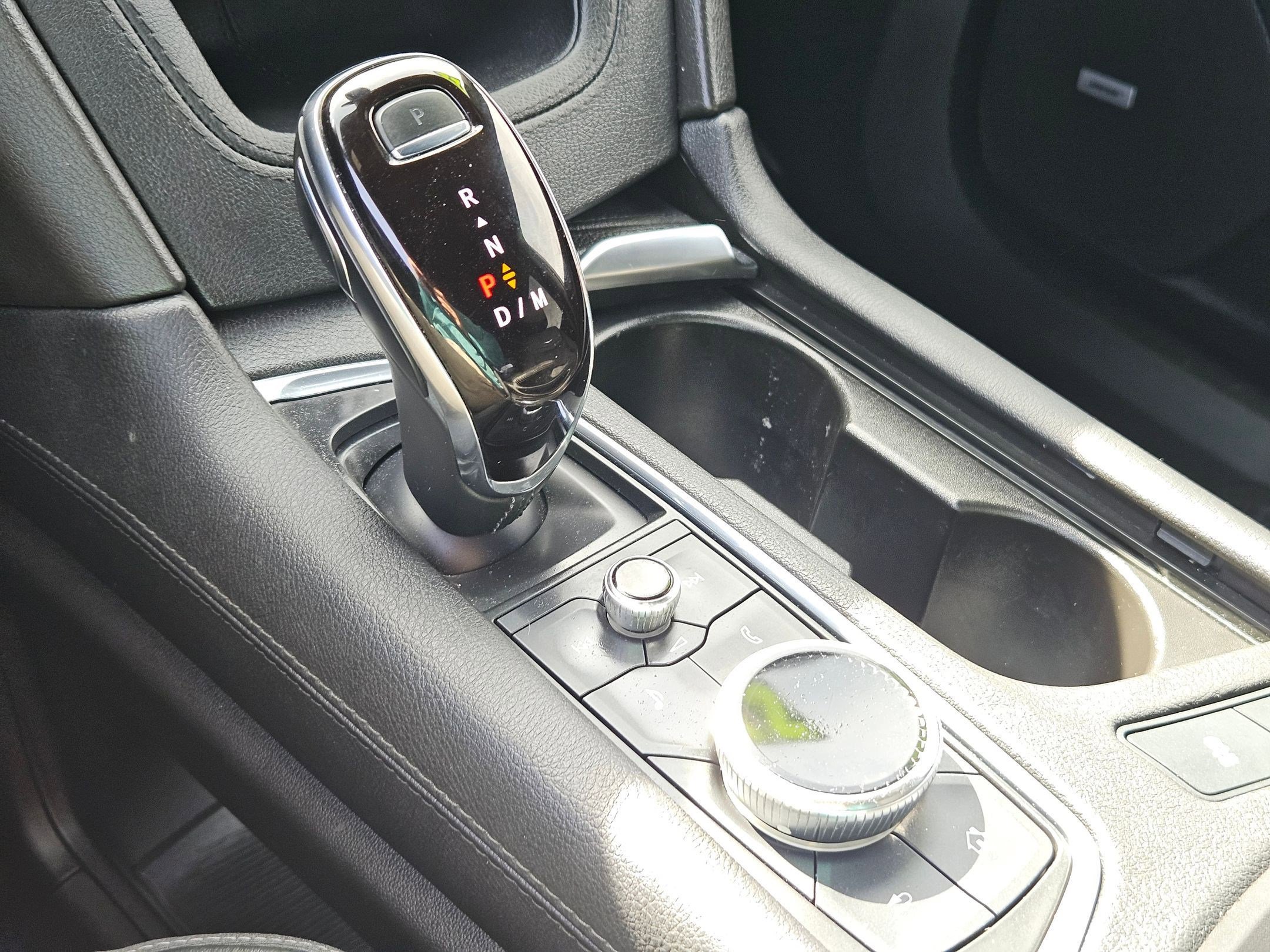 Used 2022 Cadillac XT6 Premium Luxury FWD image 17