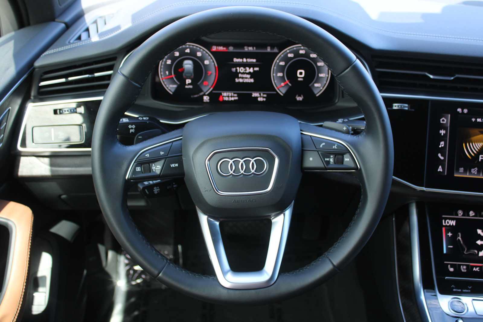 Used 2024 Audi Q7 3.0T Prestige AWD/4WD image 14