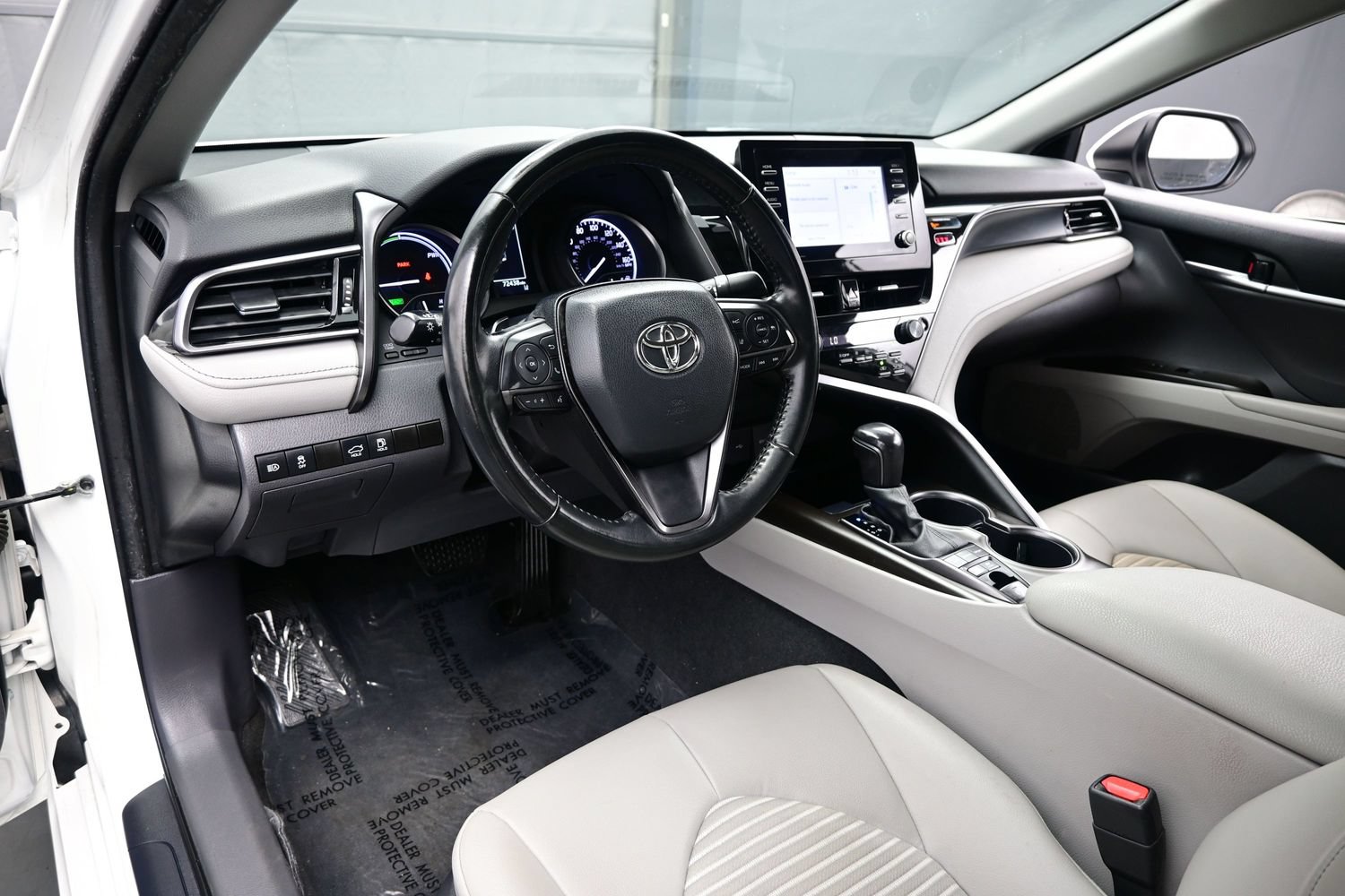 Used 2022 Toyota Camry SE FWD image 13