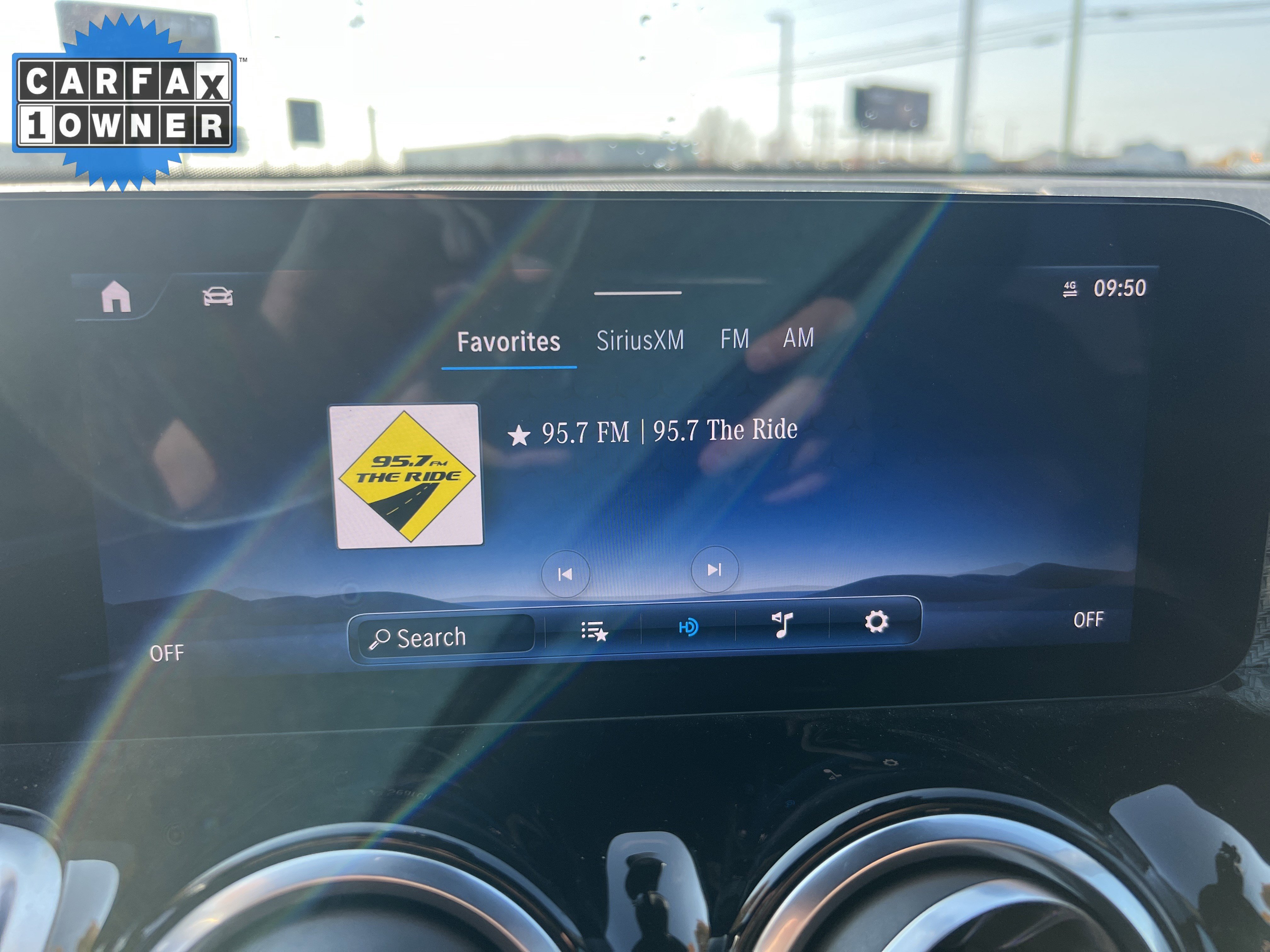 Certified 2024 Mercedes-Benz GLB 250 4MATIC image 23