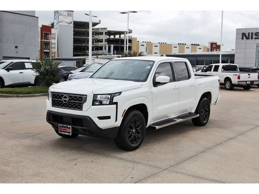 Used 2022 Nissan Frontier SV AWD/4WD image 2