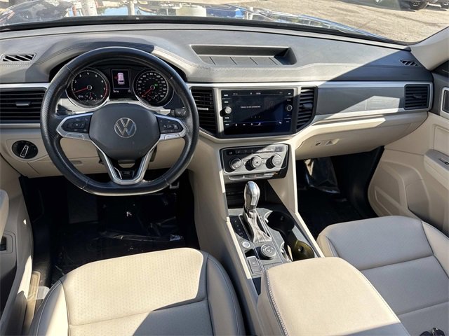 Used 2021 Volkswagen Atlas SE w/ Panoramic Sunroof Package image 17
