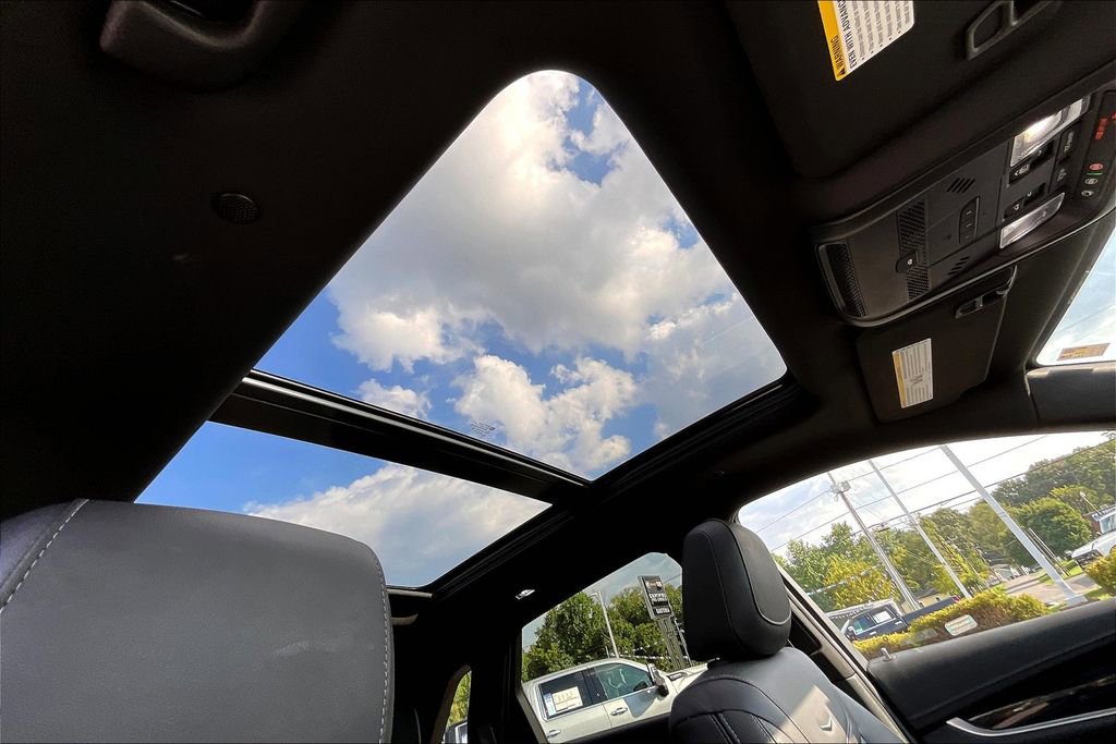 Used 2025 Cadillac XT5 Premium Luxury image 19