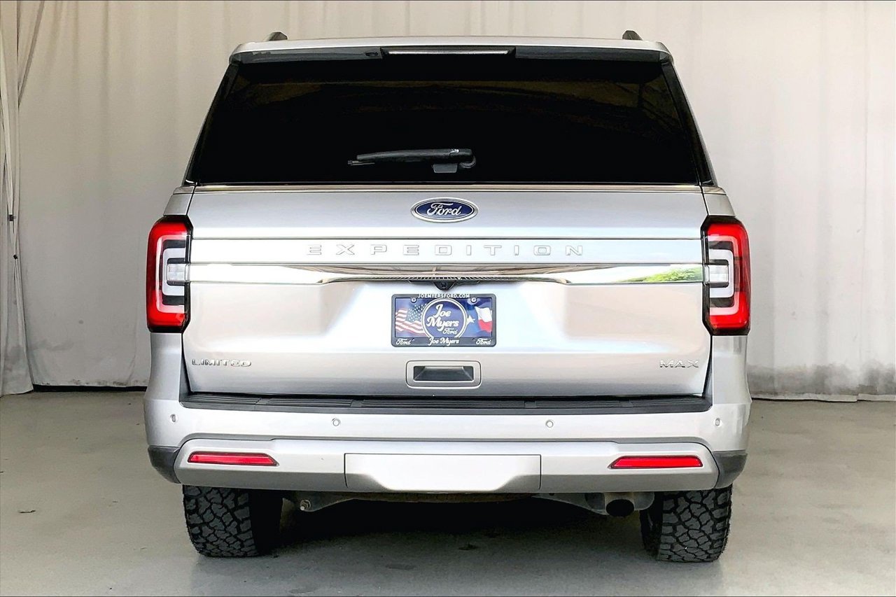 Used 2023 Ford Expedition Max Limited AWD/4WD image 3