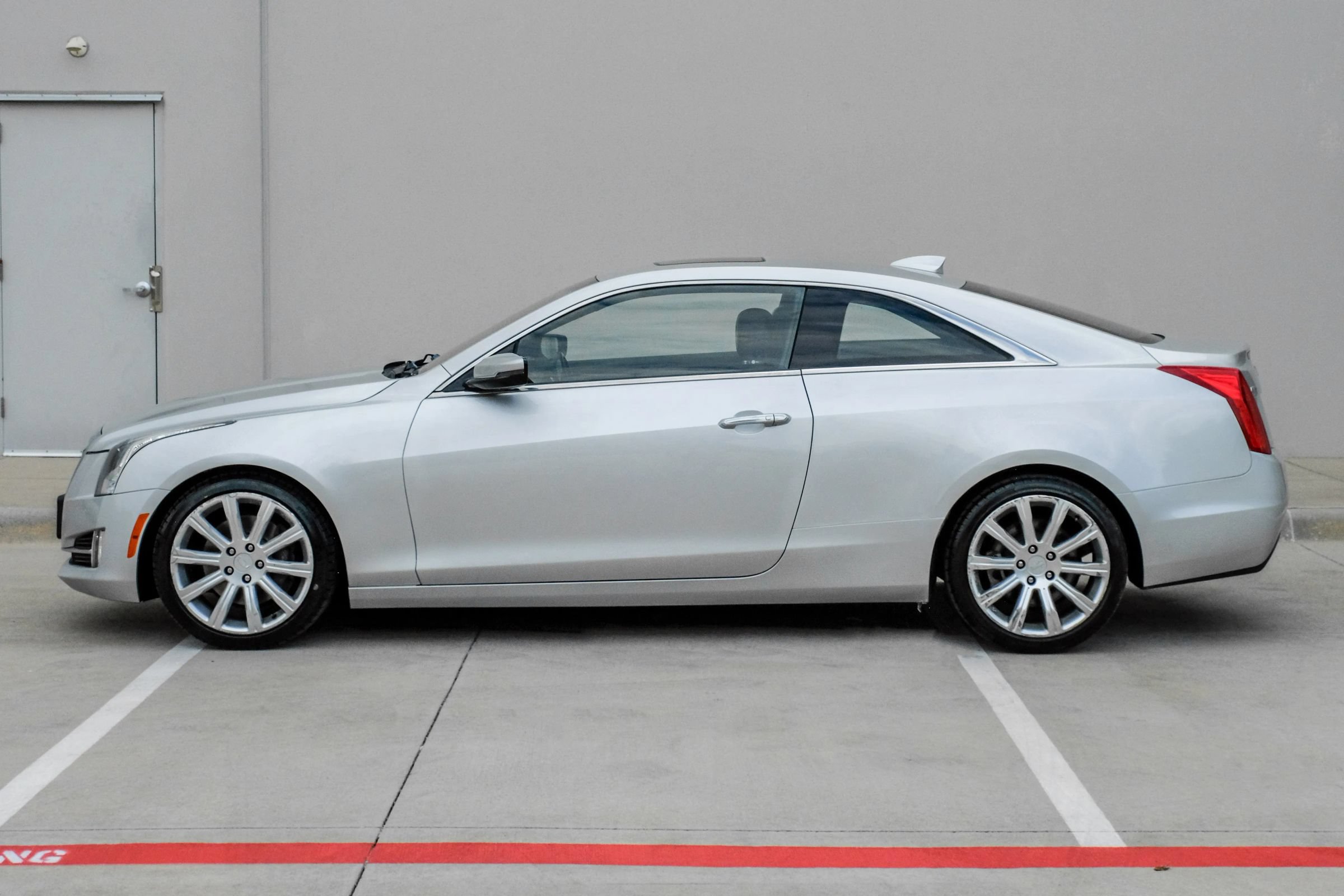 Used 2016 Cadillac ATS Luxury w/ Safety and Security Package RWD image 10