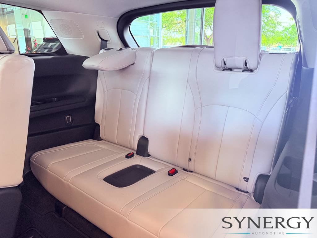 New 2027 INFINITI QX60 Luxe w/ Cargo Package FWD image 30