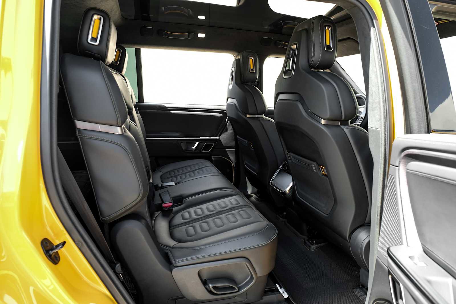 Used 2023 Rivian R1S Adventure image 37