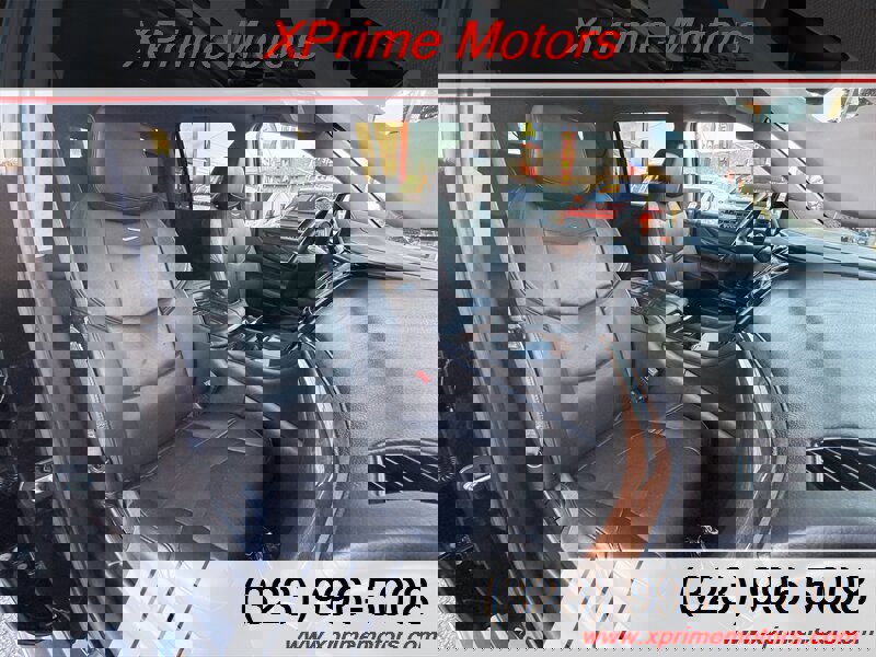 Used 2016 Cadillac Escalade ESV Luxury AWD/4WD image 39