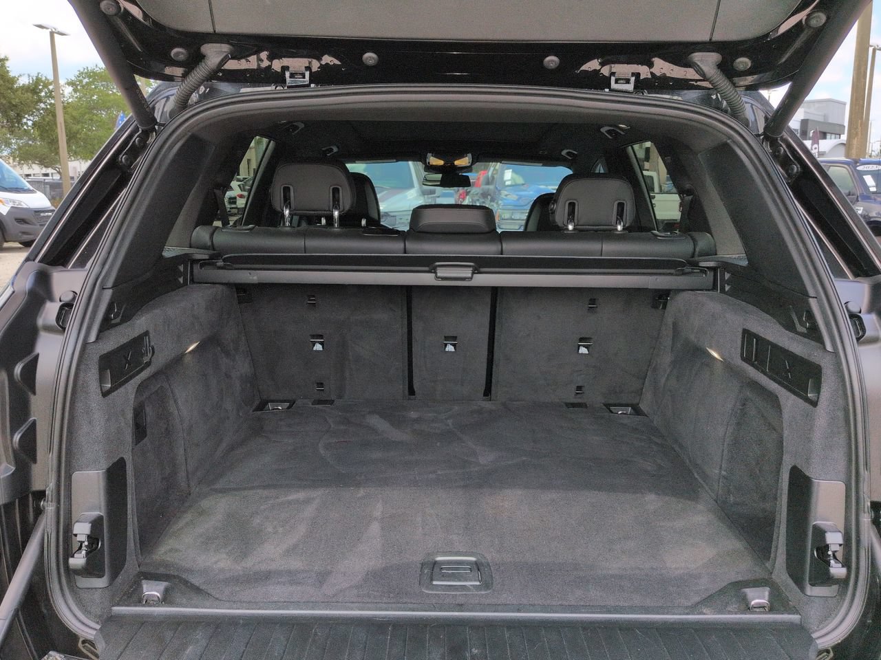 Used 2025 BMW X5 sDrive40i w/ Climate Comfort Package RWD image 13