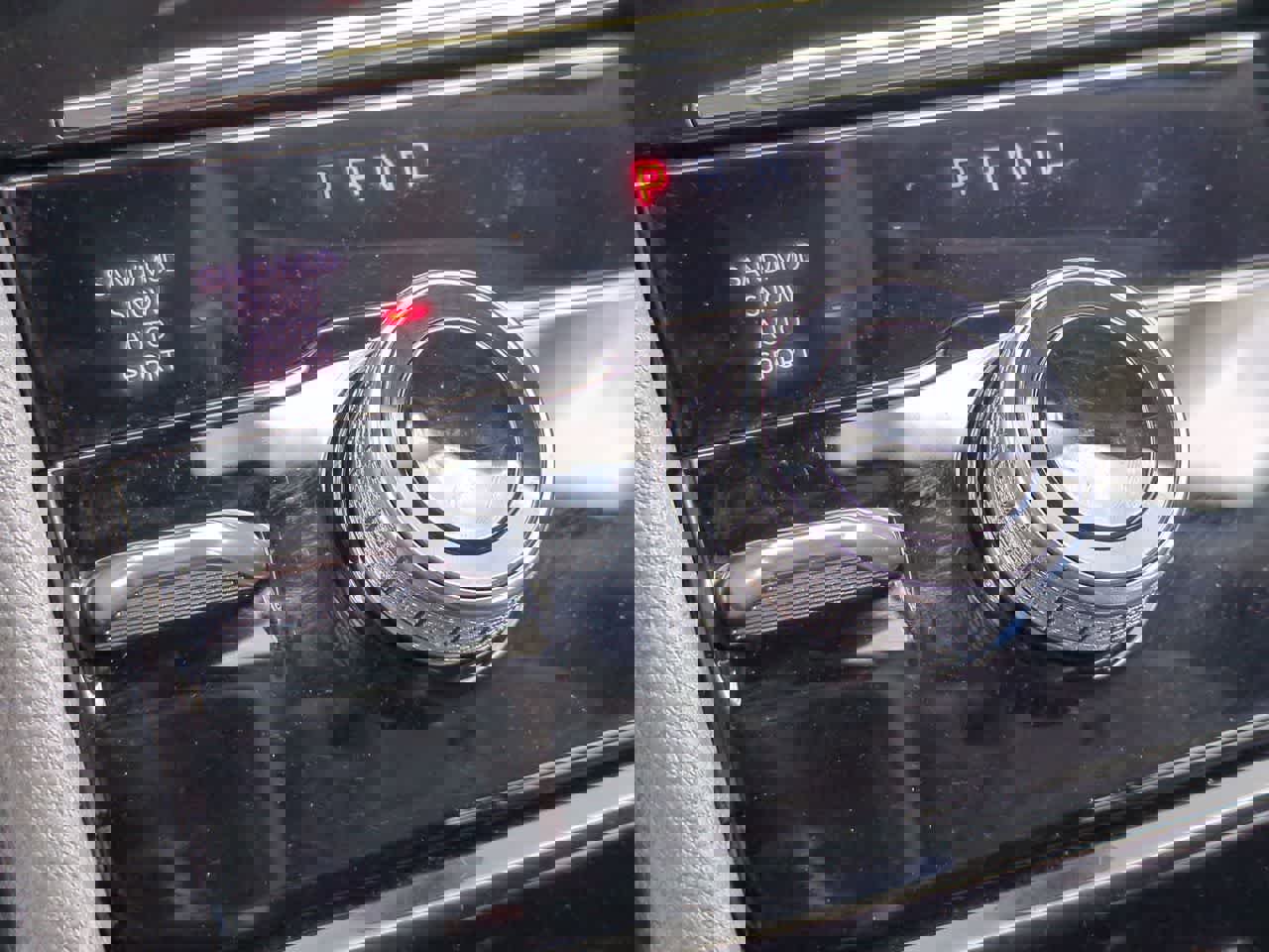 Certified 2023 Jeep Grand Cherokee Limited w/ Luxury Tech Group II image 33