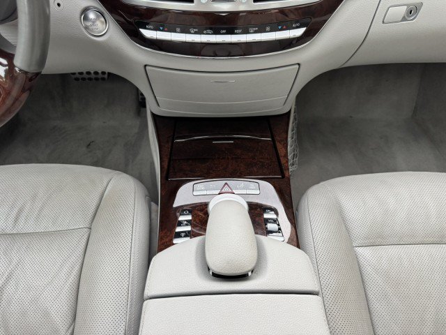 Used 2013 Mercedes-Benz S 550 w/ Sport Pkg Plus One image 36