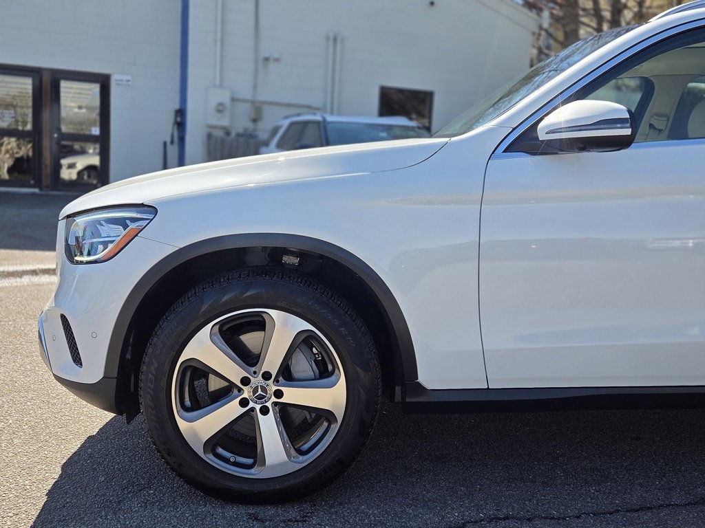 Used 2022 Mercedes-Benz GLC 300 4MATIC w/ Multimedia Package Lite image 10