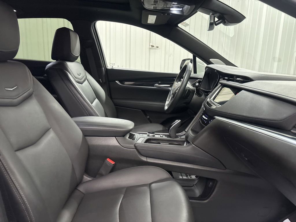 Certified 2025 Cadillac XT5 Premium Luxury image 22