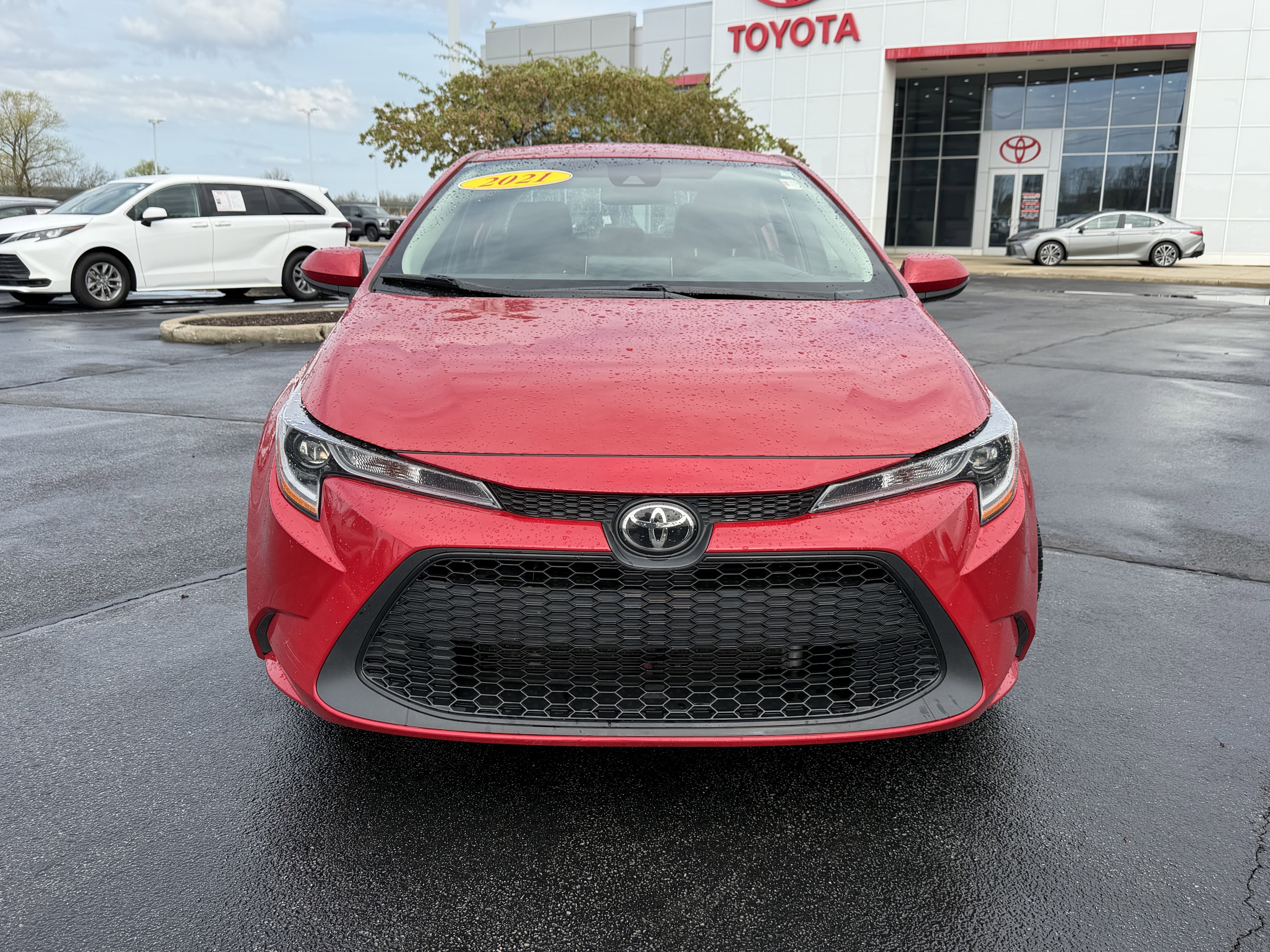 Certified 2021 Toyota Corolla LE image 2
