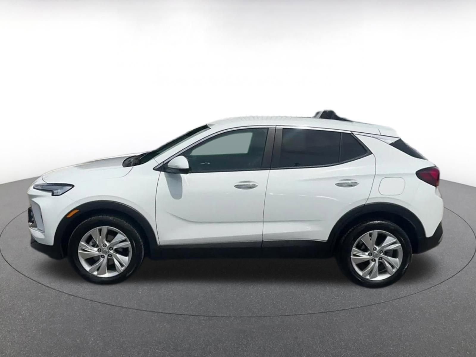 Used 2025 Buick Encore GX Preferred image 10