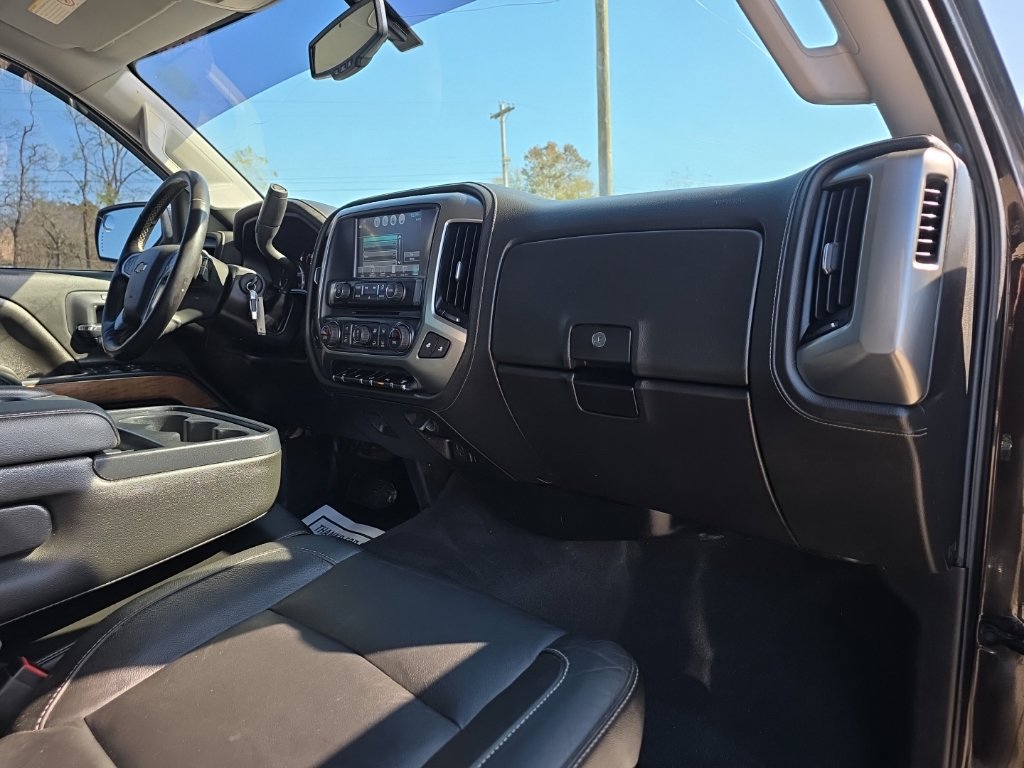 Used 2019 Chevrolet Silverado 2500 LTZ w/ Duramax Plus Package AWD/4WD image 20