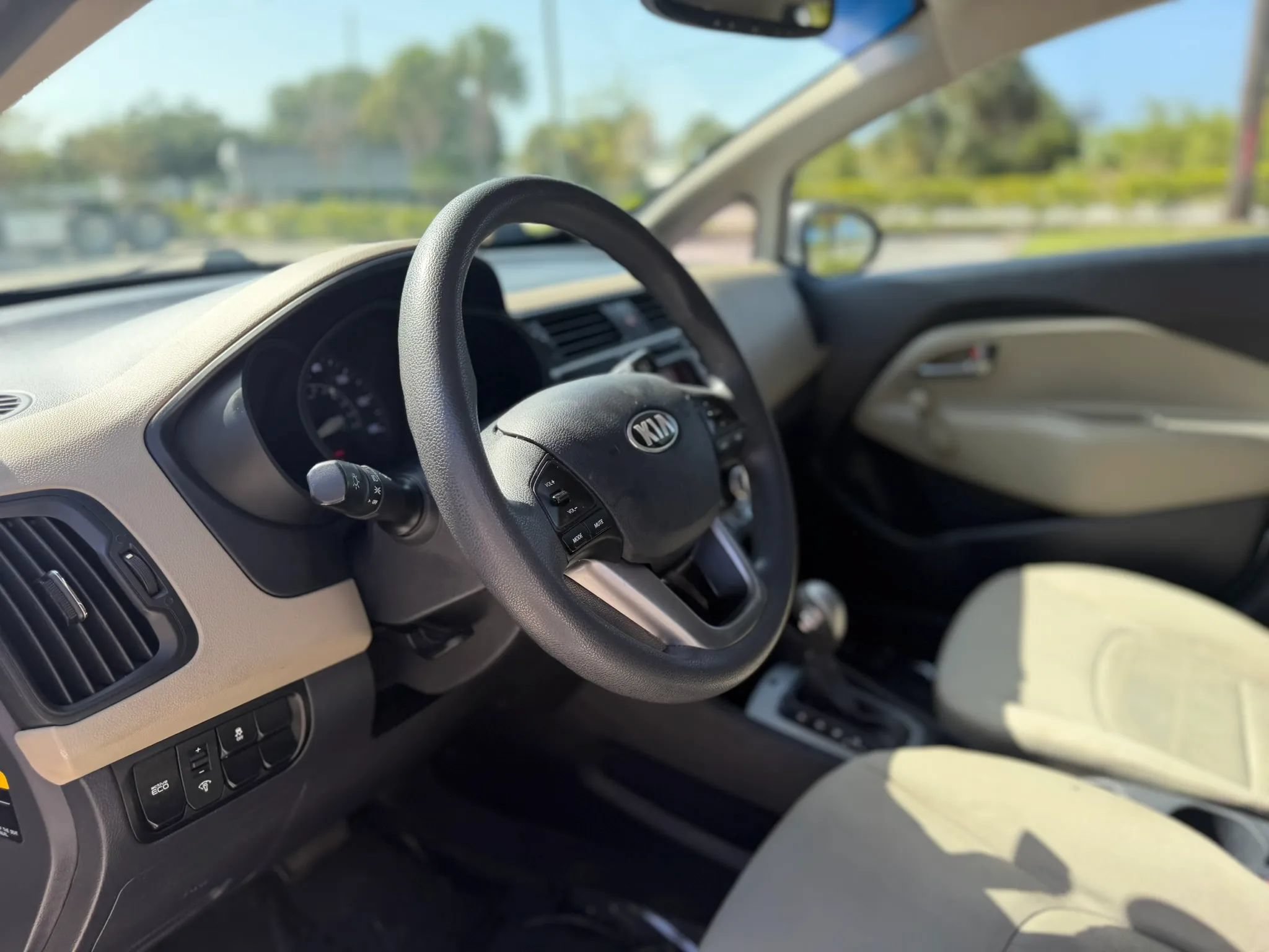 Used 2014 Kia Rio LX FWD image 11