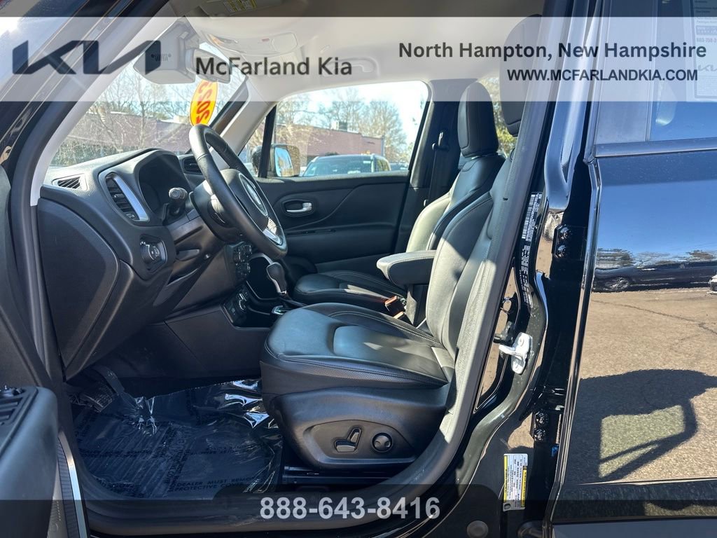 Used 2023 Jeep Renegade Limited image 11