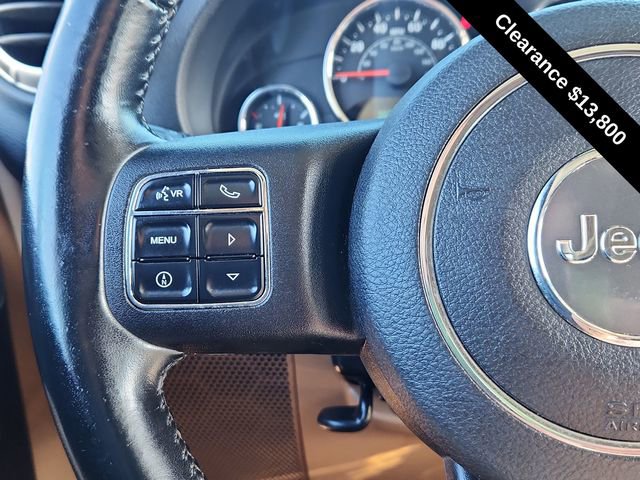 Used 2012 Jeep Wrangler Unlimited Rubicon w/ Dual Top Group image 33