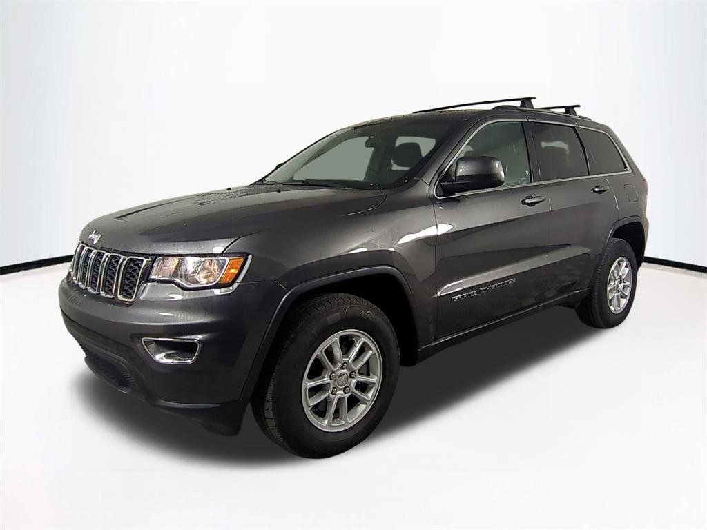 Used 2020 Jeep Grand Cherokee Laredo image 9