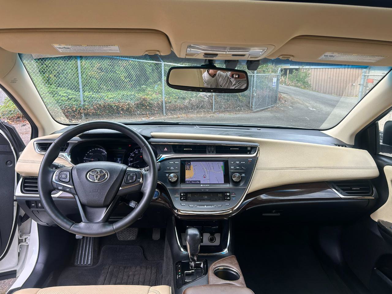 Used 2014 Toyota Avalon Limited FWD image 14