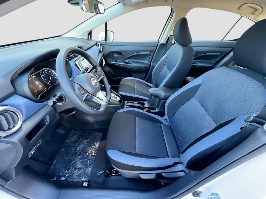 Used 2025 Nissan Versa SV w/ Trunk Package FWD image 19