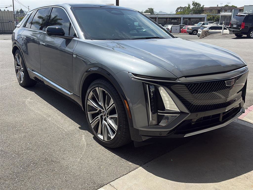 Used 2023 Cadillac Lyriq 2WD image 1