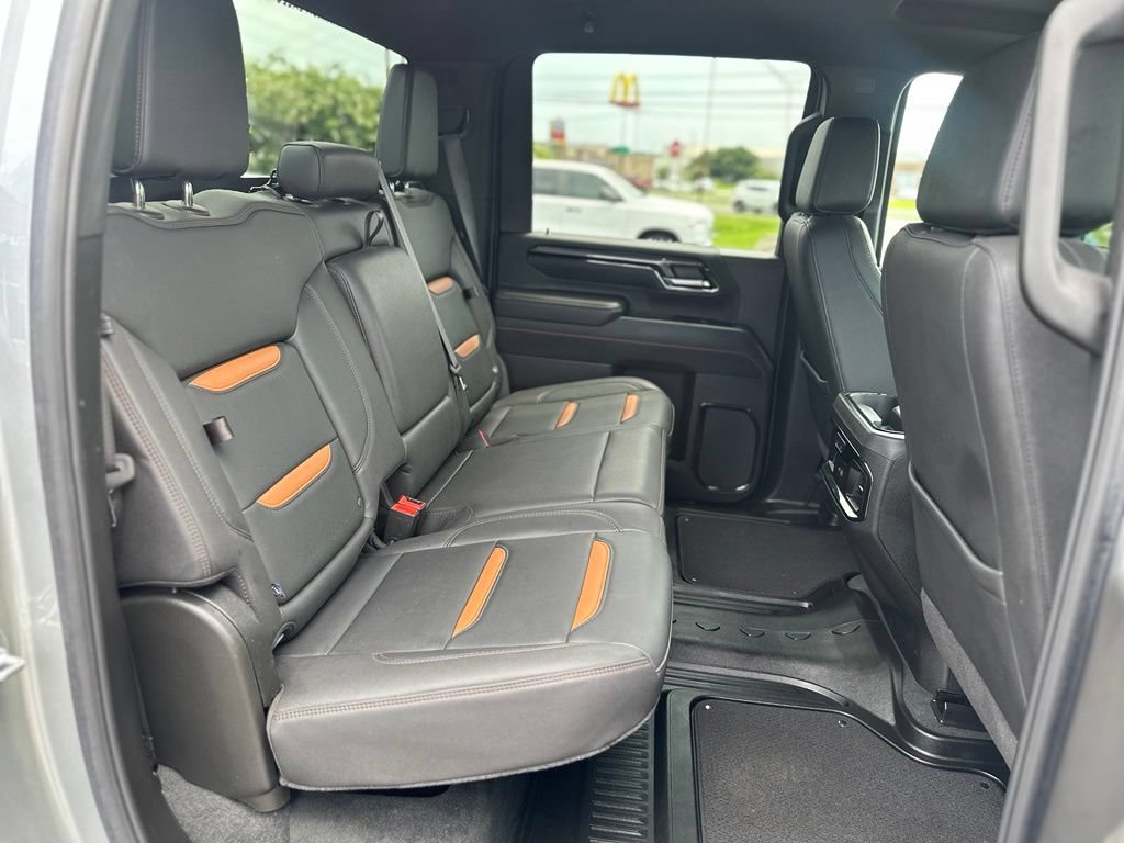Used 2025 GMC Sierra 2500 AT4 AWD/4WD image 27