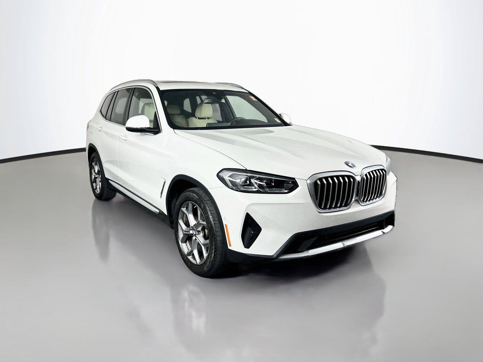Used 2023 BMW X3 xDrive30i w/ Convenience Package AWD/4WD image 8