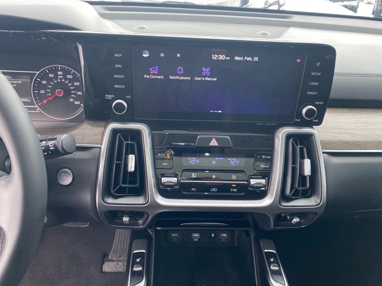 Certified 2023 Kia Sorento S w/ Panoramic Sunroof Package image 8