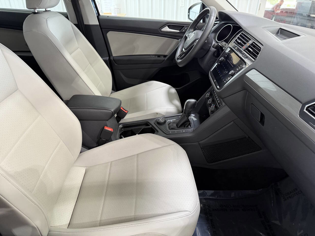 Used 2021 Volkswagen Tiguan S AWD/4WD image 29