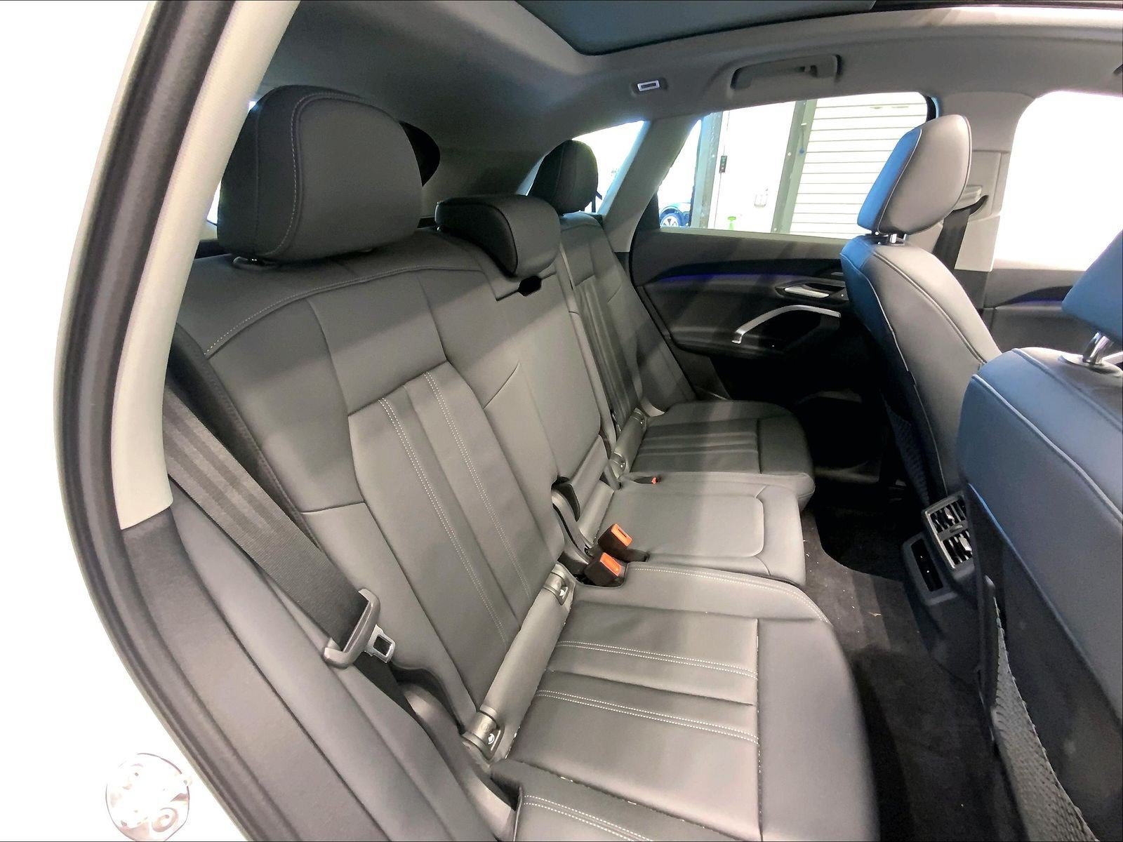 Certified 2025 Audi Q5 Premium w/ Premium Plus AWD/4WD image 18