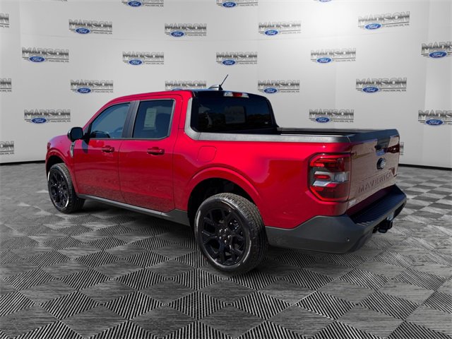 New 2025 Ford Maverick Lariat w/ Black Appearance Package image 3