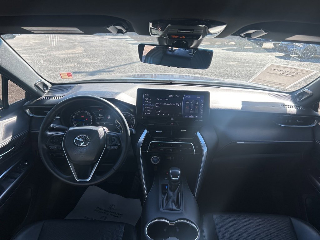 Used 2021 Toyota Venza Limited w/ Carpet Mat Package (TMS) image 30