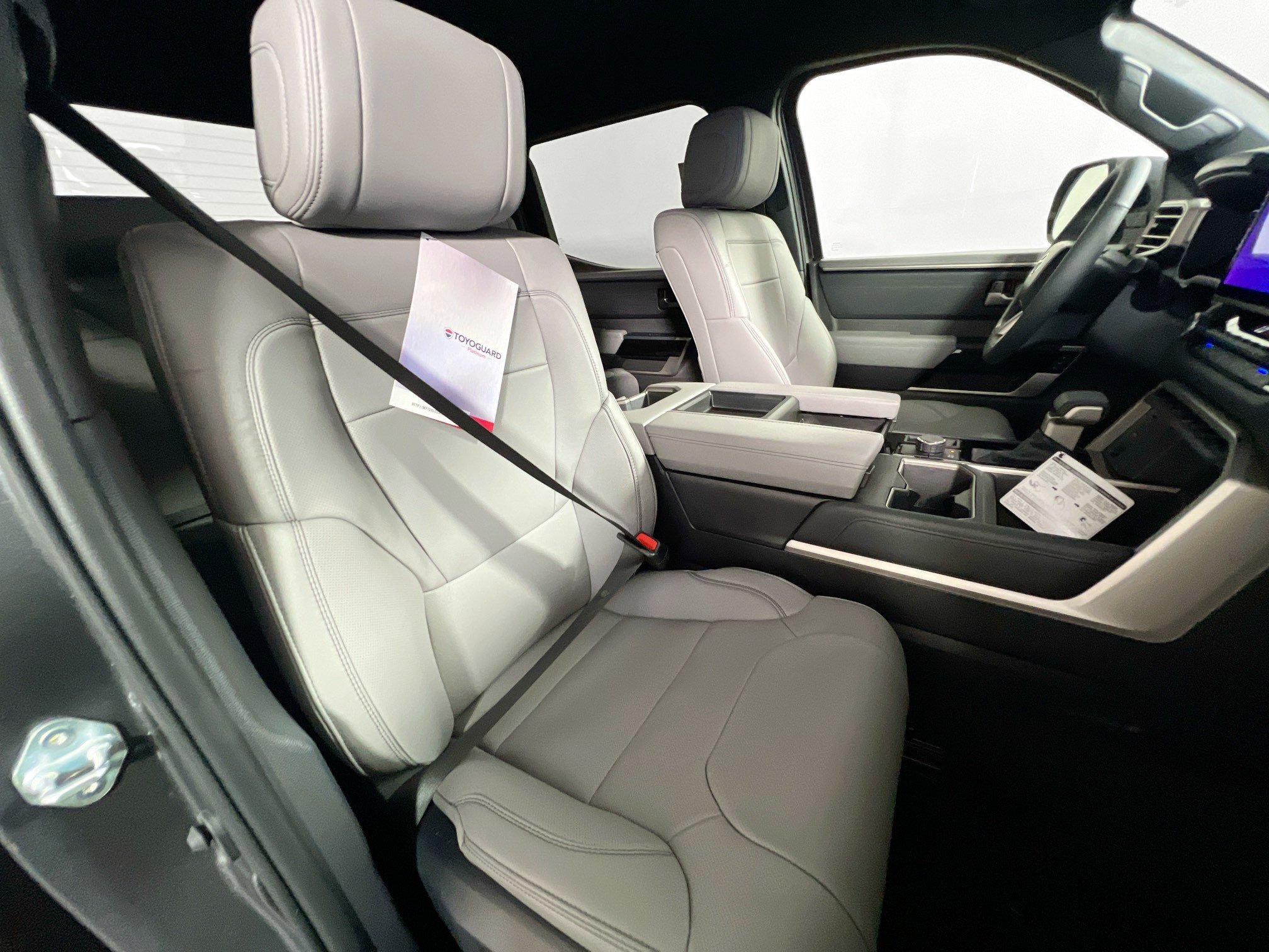 New 2026 Toyota Tundra Limited AWD/4WD image 30