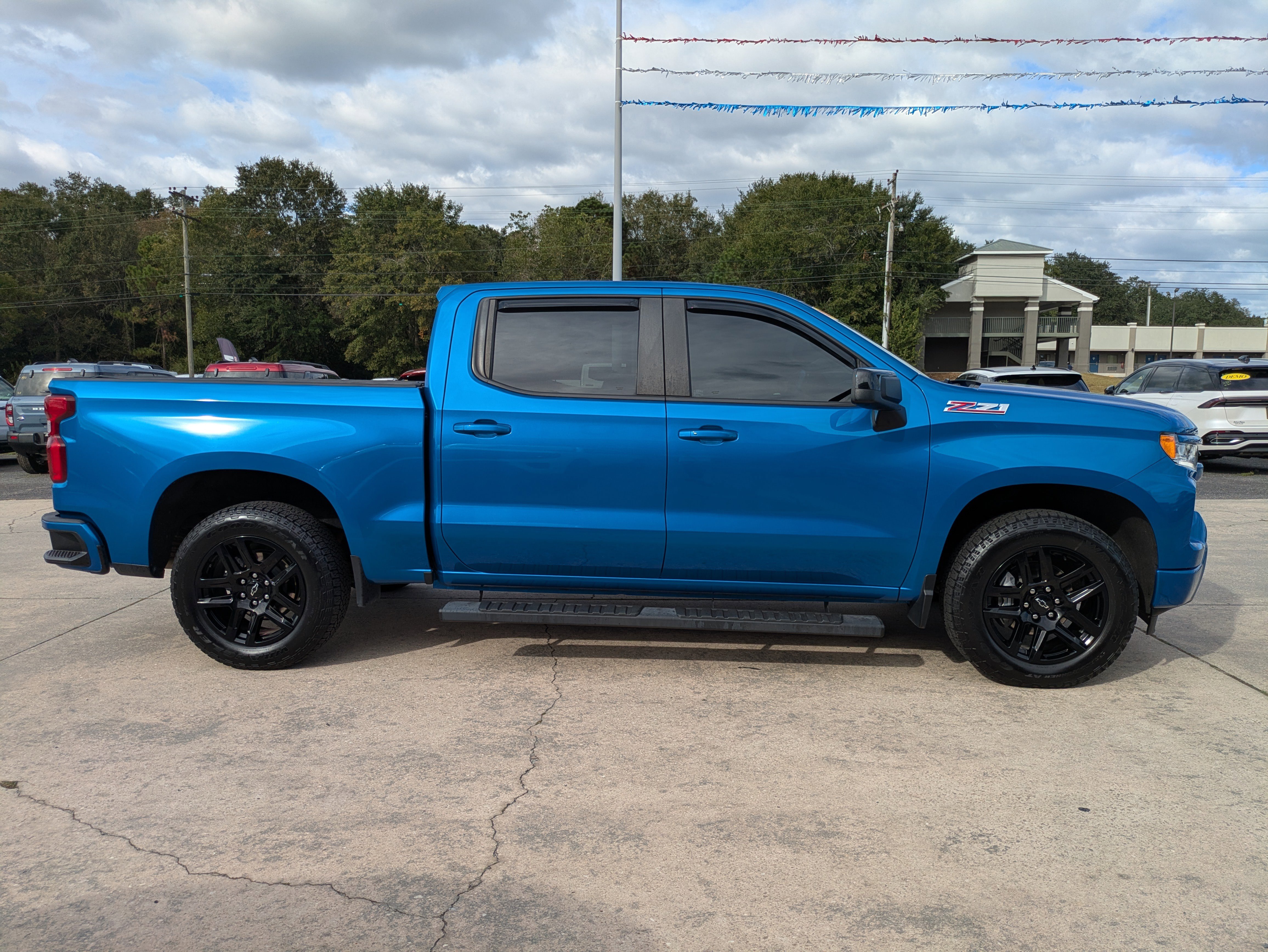 Used 2022 Chevrolet Silverado 1500 RST image 5