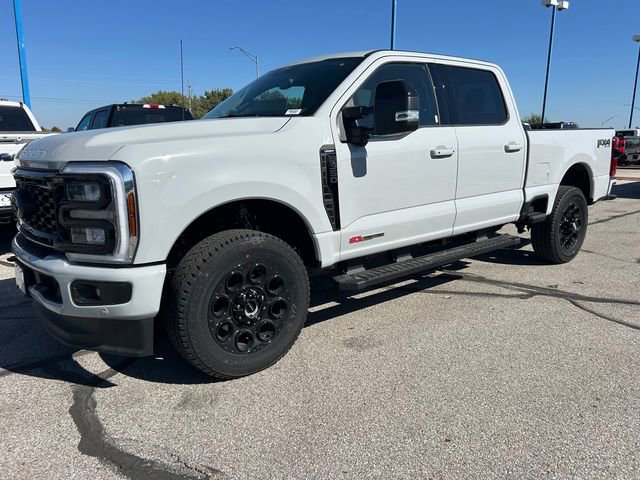 New 2026 Ford F350 Lariat w/ Black Appearance Package image 8
